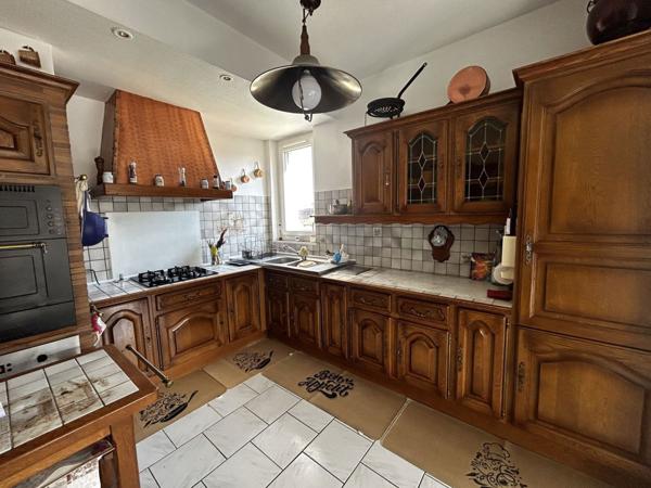 Maison 9 pièces - 158 m²