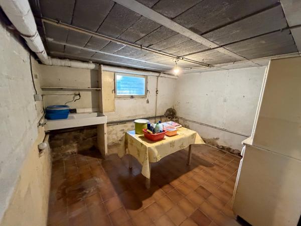 MAISON 2 CHAMBRES + GARAGE - DEPENDANCE - TERRAIN