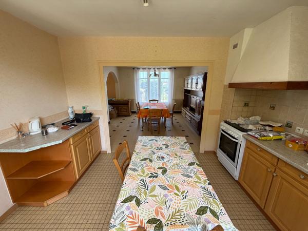 MAISON 2 CHAMBRES + GARAGE - DEPENDANCE - TERRAIN