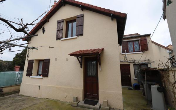 Maison à vendre    4 pièces • 83 m2 Les Mureaux