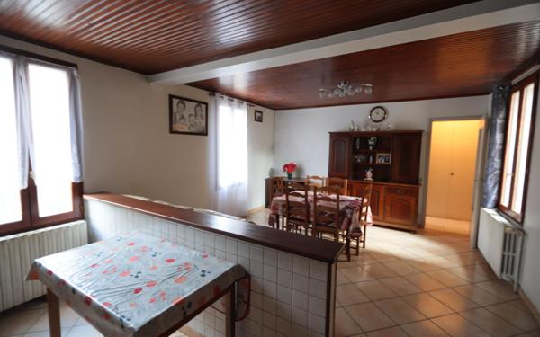 Maison à vendre    4 pièces • 83 m2 Les Mureaux