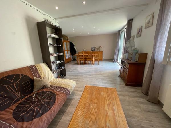 APPARTEMENT 5 PIECES 100 M2 VUE PANORAMIQUE - DOUBLE GARAGE