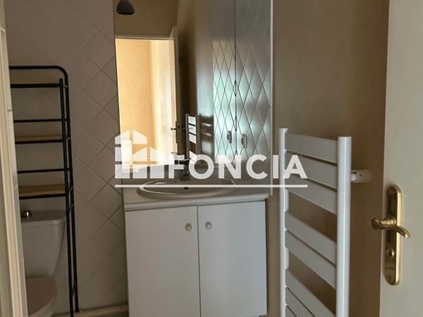 Location Studio 30.65 m² - 49 COURS MARC NOUAUX Bordeaux 33000