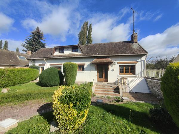 SUR ALLONNE, TRES BELLE MAISON DE CHARME RENOVEE DE 130m² HAB AVEC GARAGE ET DEPENDANCE SUR 1000 M² DE TERRAIN Allonne (60000)