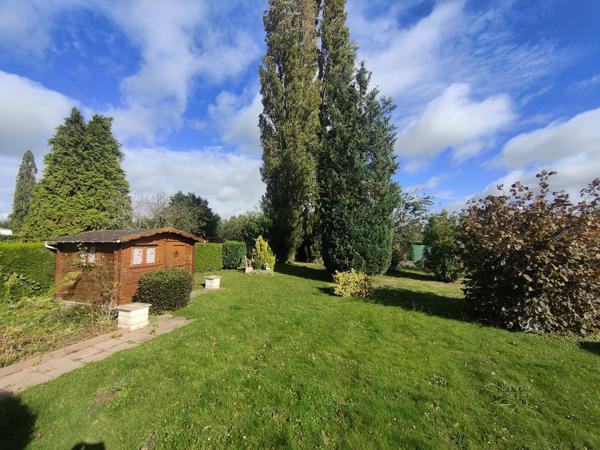 SUR ALLONNE, TRES BELLE MAISON DE CHARME RENOVEE DE 130m² HAB AVEC GARAGE ET DEPENDANCE SUR 1000 M² DE TERRAIN Allonne (60000)