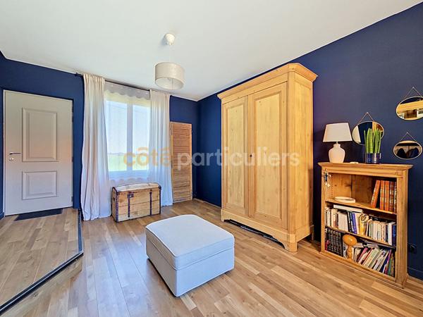 Vente
                Maison255 m² - 7 Pièces -
                    LILLE (59000)