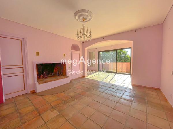 Maison à COGOLIN, 83310 - 7 pièces 231m²