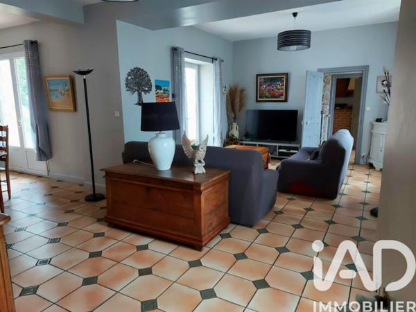 Maison à vendre 6 pièces 165 m² Parthenay