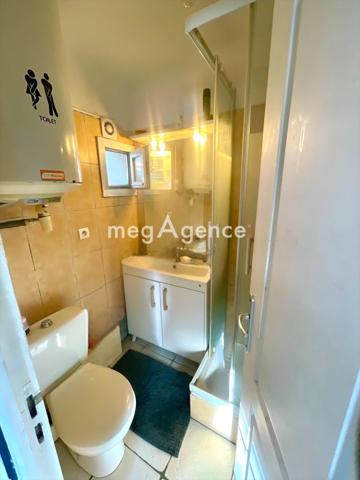 Immeuble à LA SEYNE-SUR-MER, 83500 - 203m²