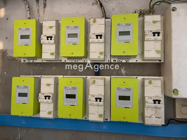 Immeuble à LA SEYNE-SUR-MER, 83500 - 203m²