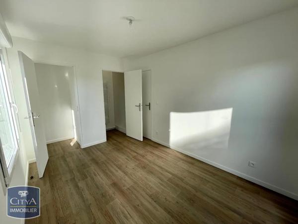 Appartement à louer 4 pièces 75.4m² Chenôve (21300)