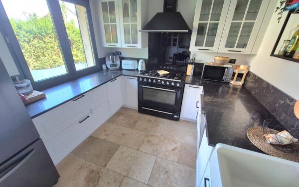 Maison à vendre    6 pièces •  Pontault-Combault