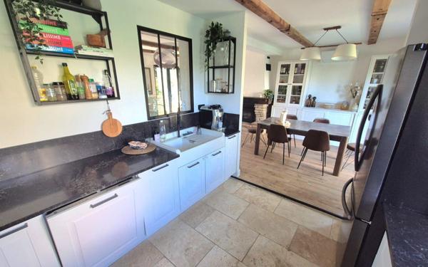 Maison à vendre    6 pièces •  Pontault-Combault