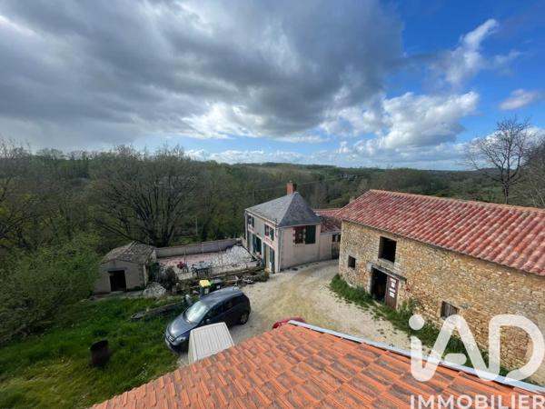 Maison à vendre 5 pièces 110 m² Saint-Loup-Lamairé