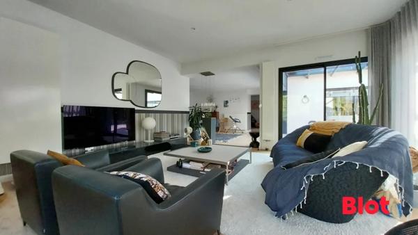Maison 8 pièce(s)