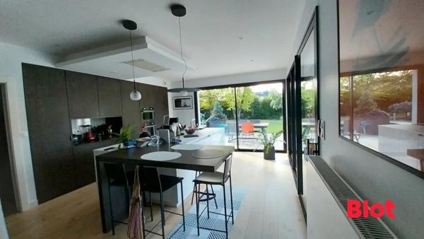 Maison 8 pièce(s)