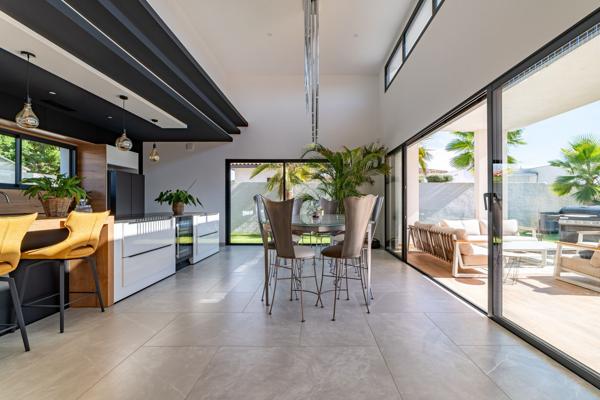 Vente Maison de luxe Agde 5 Pièces 145 m²