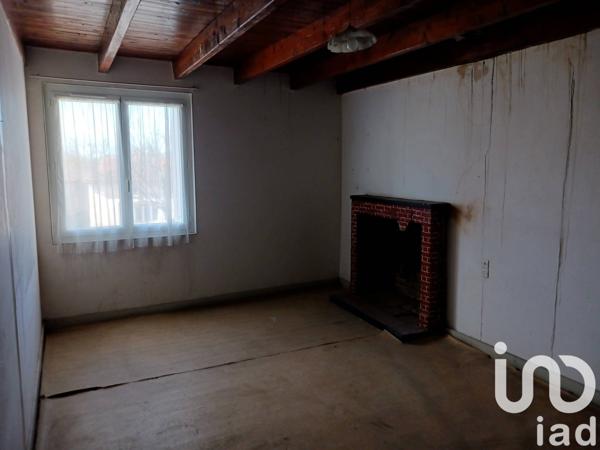 Maison 6 pièces de 118 m² à Saint-Secondin (86350)