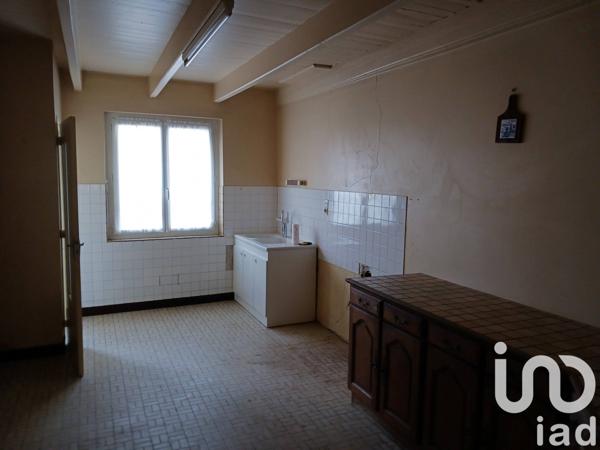 Maison 6 pièces de 118 m² à Saint-Secondin (86350)