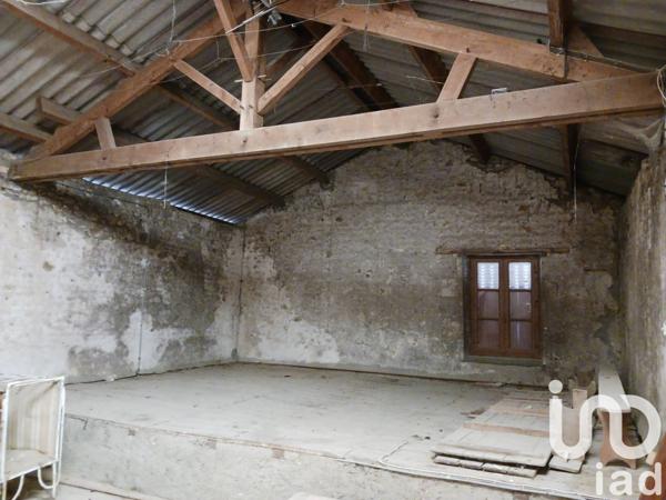 Maison 6 pièces de 118 m² à Saint-Secondin (86350)