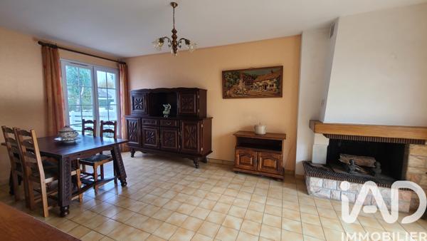 Maison à vendre 4 pièces 82 m² Saumur