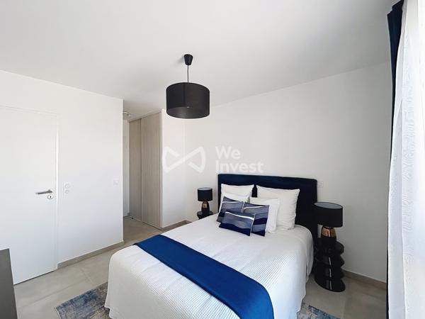 DERNIER ETAGE - APPARTEMENT T4 AVEC TERRASSE - MAUGUIO