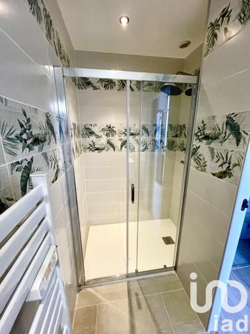 Maison à vendre 9 pièces 198 m² Lathus-Saint-Rémy