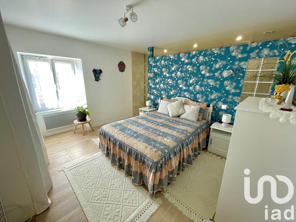 Maison à vendre 9 pièces 198 m² Lathus-Saint-Rémy