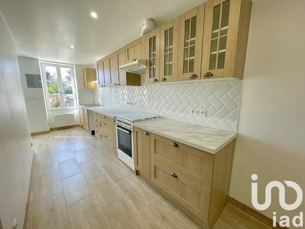 Maison à vendre 9 pièces 198 m² Lathus-Saint-Rémy