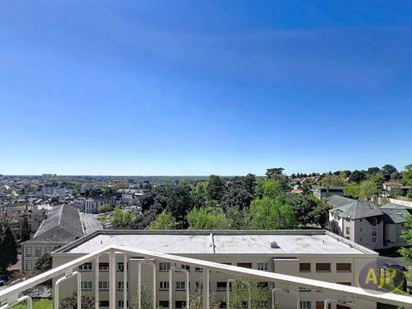 Vente appartement Cholet : 213 200 € - AJP Immobilier Saint-Macaire-en-Mauges