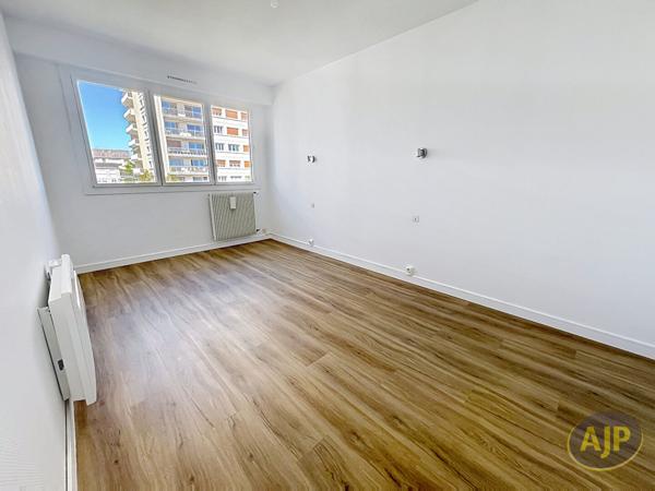Vente appartement Cholet : 213 200 € - AJP Immobilier Saint-Macaire-en-Mauges