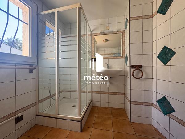 Maison avec grand potentiel, proche de la mer et de la nature !