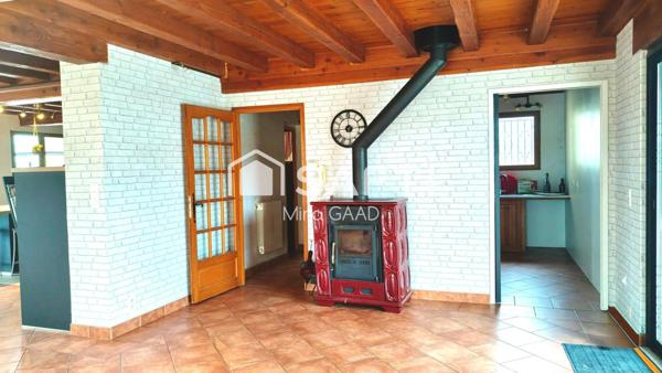 Maison rénovée T5 avec hangar sur 2900m2 de terrain Négociable