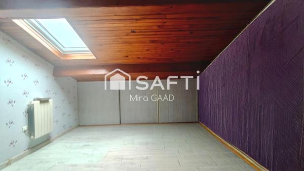 Maison rénovée T5 avec hangar sur 2900m2 de terrain Négociable