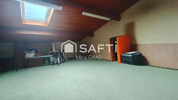 Maison rénovée T5 avec hangar sur 2900m2 de terrain Négociable