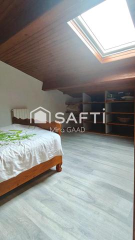 Maison rénovée T5 avec hangar sur 2900m2 de terrain Négociable