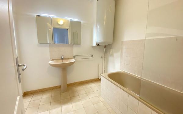 Appartement à louer    2 pièces •  Drancy