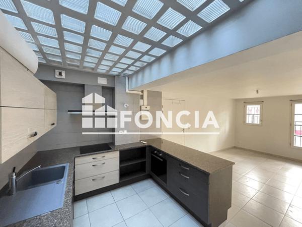 Location Appartement 2 pièces 45.68 m² - 26 RUE DES GIRONDINS Villeneuve Sur Lot 47300