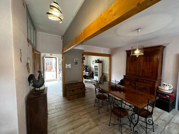 MAISON DE 121 M² AVEC COUR