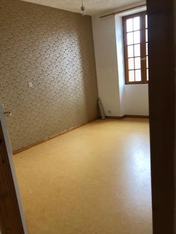 MAISON DE 121 M² AVEC COUR