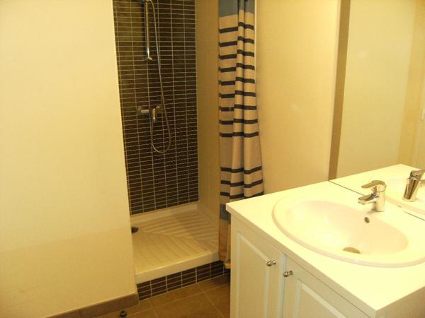 SECTEUR CAMUS-ANGERS - T3 NON MEUBLE - DISPONIBLE LE 06/11