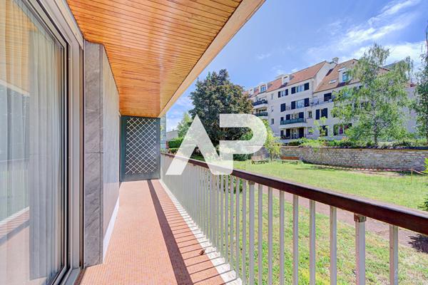 Appartement Rueil Malmaison 3 pièce(s) 70.75 m2 €430 500 ** - Référence 19347