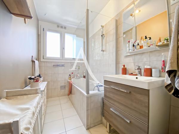 Appartement Bois D Arcy 3/4 pièce(s) 68 m2