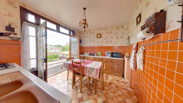 Maison Roissy En Brie 8 pièce(s) 182.8 m2