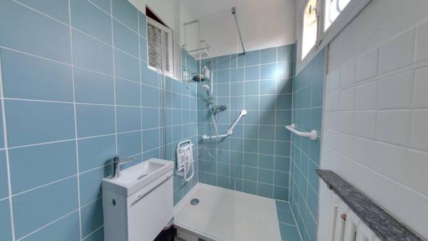 Maison Roissy En Brie 8 pièce(s) 182.8 m2