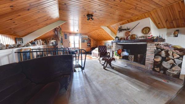 Maison Roissy En Brie 8 pièce(s) 182.8 m2