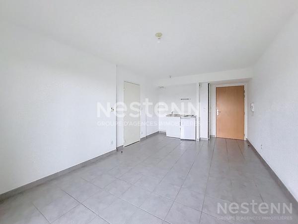A VENDRE Appartement Type 2 avec balcon, 2 place de parking