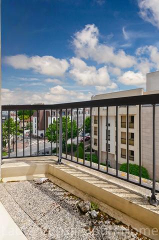 BOURG-LA-REINE -  5 MIN RER - 4/5 P -  94,08 M² - DERNIER ETAGE - ASCENSEUR - CAVE - DOUBLE BOX