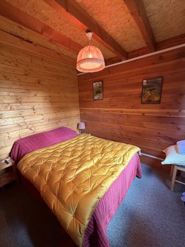 *SOUS COMROMIS* CHALET SUR LES HAUTEURS DE LAVEISSIERE