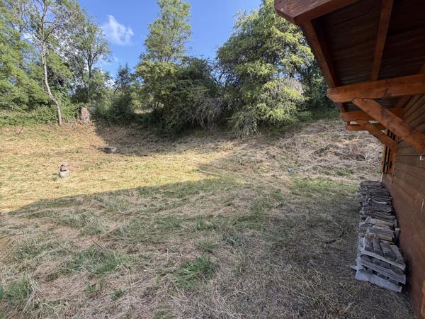 *SOUS COMROMIS* CHALET SUR LES HAUTEURS DE LAVEISSIERE
